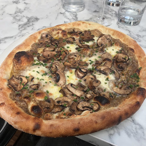 207 Queens Quay W #155, Toronto, ON M5J 1A7