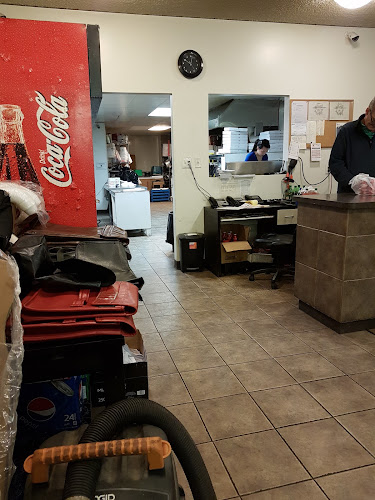 Roadrunner Pizza Whyte Ave - Edmonton