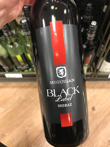 Comentarii opinii despre Steinbach Liquor Mart