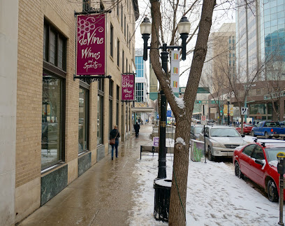 deVine Wines & Spirits