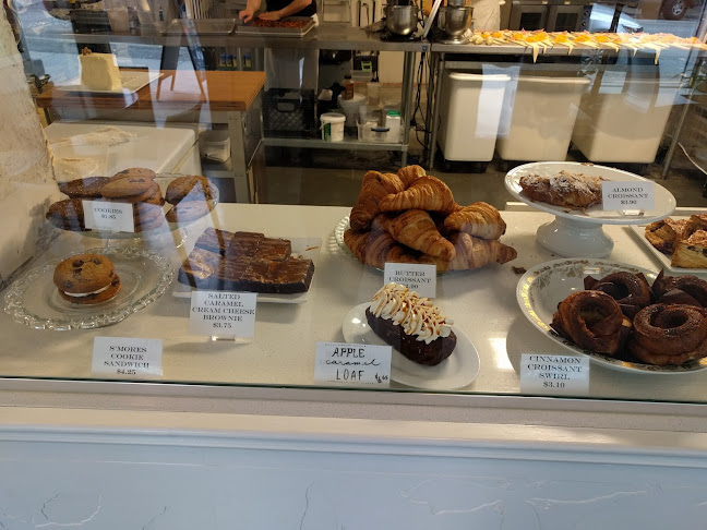 Cadeaux Bakery - Vancouver