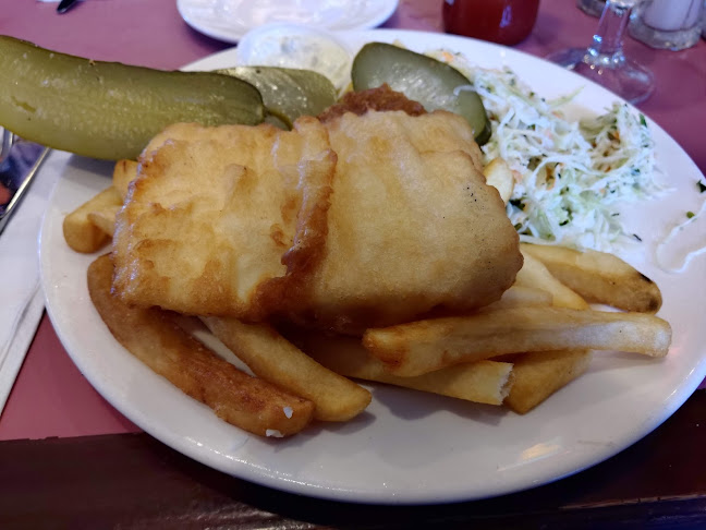 Opinii despre Peter's on Eglinton Restaurant în Mississauga - Hospitality and gastronomy