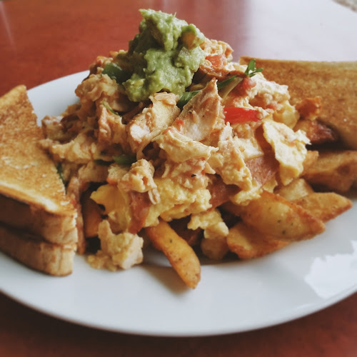 2915 Douglas St, Victoria, BC V8T 4M8