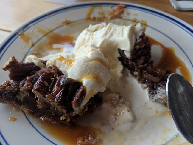 8216 104 Street NW, Edmonton, AB T6E 4E5