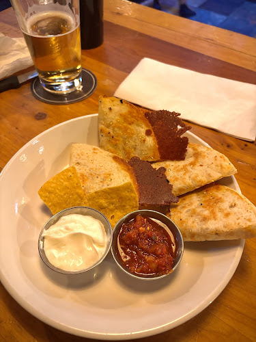 107 8 Ave SW, Calgary, AB T2P 1B4