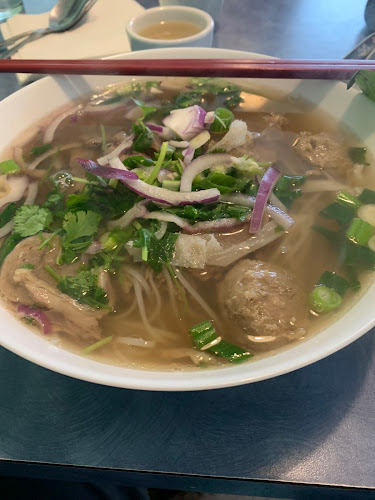 Opinii despre Kim Thanh Restaurant 天 în Winnipeg - Hospitality and gastronomy