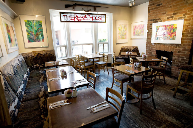 Comentarii opinii despre The Rebel House