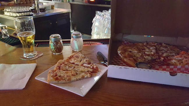 Classics Billiards Bar & Grill - Hospitality and gastronomy