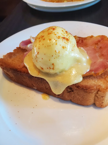 Comentarii opinii despre Bardō Guelph