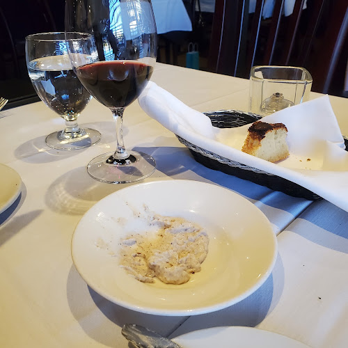 1209 Lonsdale Ave, North Vancouver, BC V7M 2H5