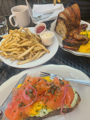 Comentarii opinii despre The Old York Tavern