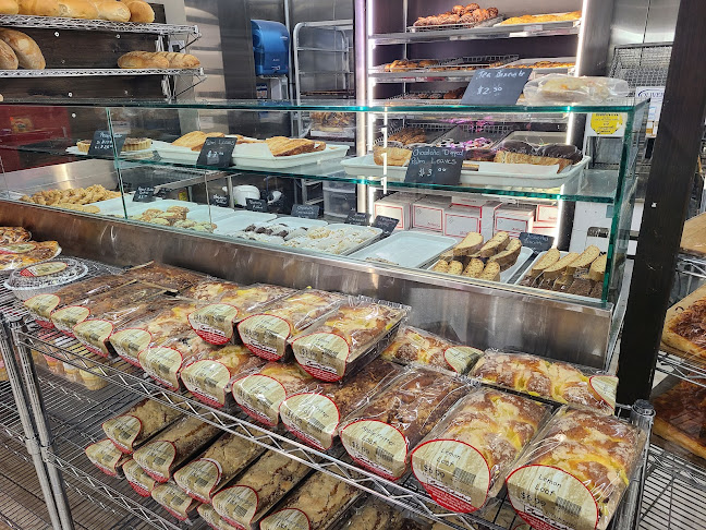 Sweet Paradise Bakery & Delicatessen