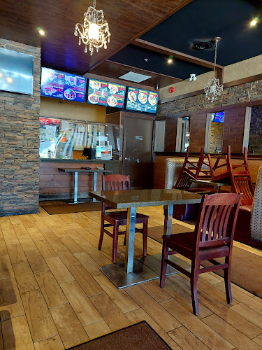 9555 Yonge St, Richmond Hill, ON L4C 9M5