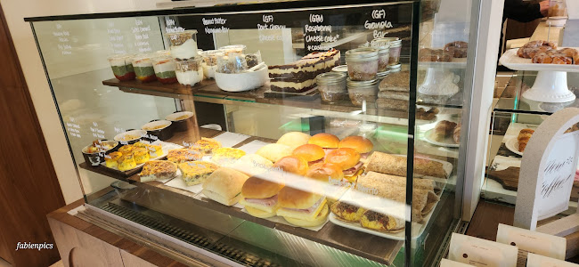 Comentarii opinii despre Poolhouse Cafe & Roastery- Formerly Madhatter Coffee Roastery