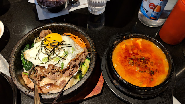 9625 Yonge St, Richmond Hill, ON L4C 1V6