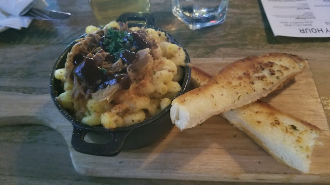 1262 Davie St, Vancouver, BC V6E 1N3