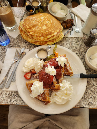 Comentarii opinii despre John's Place Restaurant