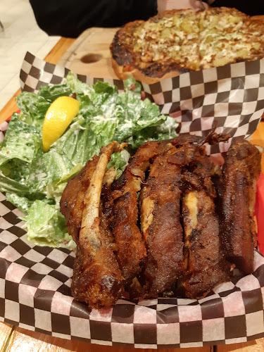 141 Ontario St N, Kitchener, ON N2H 4Y5