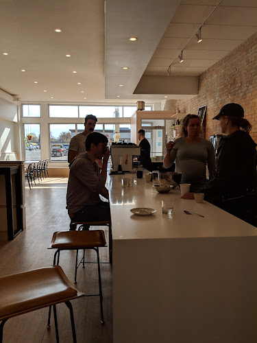 Comentarii opinii despre Jonny Bean Coffee