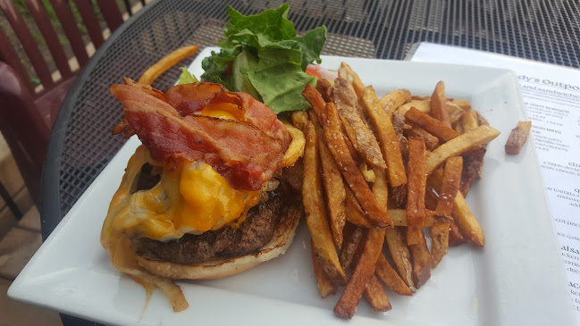 Comentarii opinii despre O'Grady's Outpost