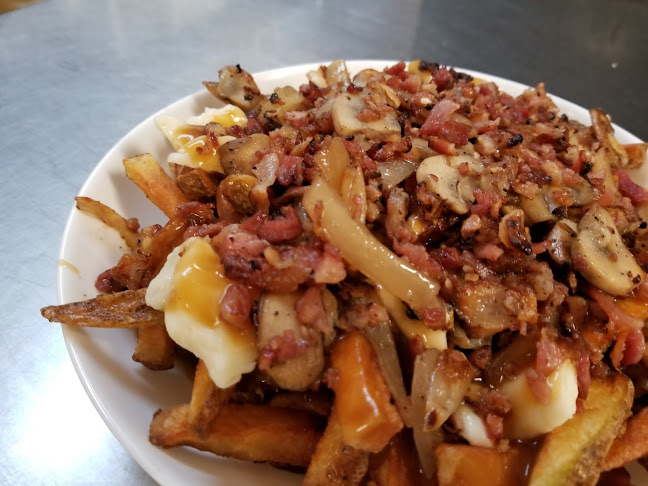 Comentarii opinii despre George's Kitchen + Ice Cream