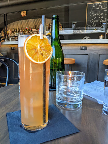 Comentarii opinii despre Maiden Lane Wine & Cocktail Bar