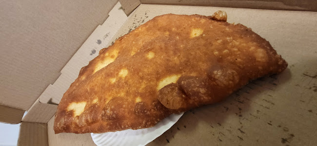 Gino's Famous Pizza - Hospitality and gastronomy