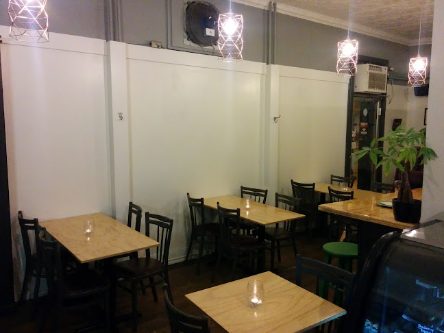 196 Christina St N, Sarnia, ON N7T 5V3