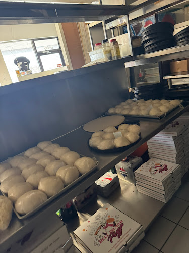 Comentarii opinii despre Bell Island Pizza Saskatoon