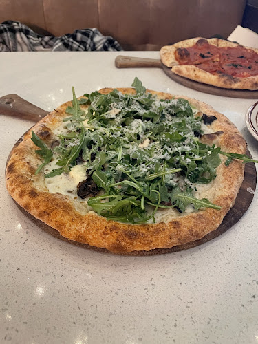 Opinii despre Bufala Kerrisdale în Vancouver - Hospitality and gastronomy