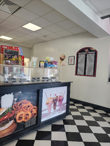 The Ice Cream Shoppe - Hospitality and gastronomy