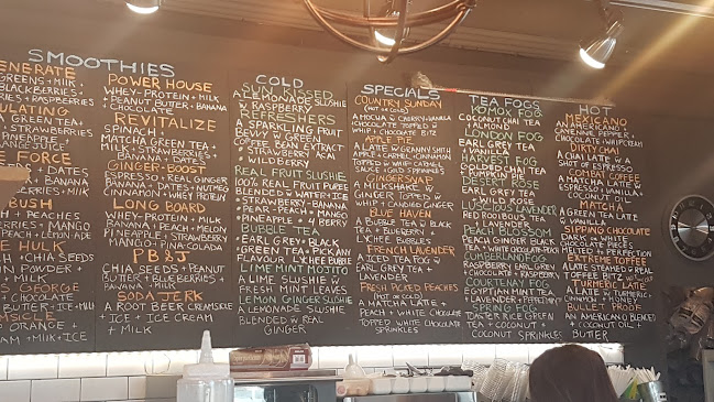 Opinii despre Komox Grind Espresso & Smoothie Bar în Comox - Hospitality and gastronomy