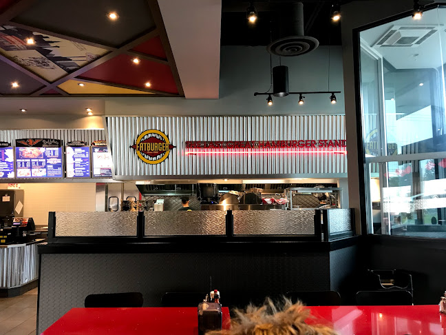 Fatburger Deerfoot - Hospitality and gastronomy