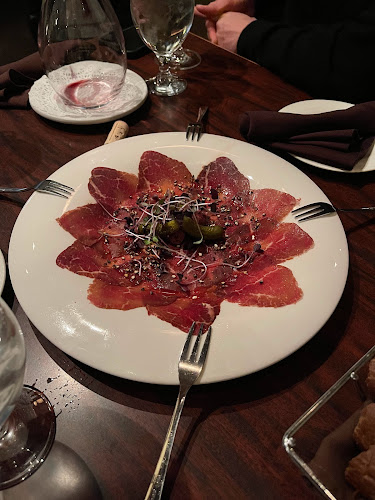 Opinii despre Normand's Restaurant în Edmonton - Hospitality and gastronomy