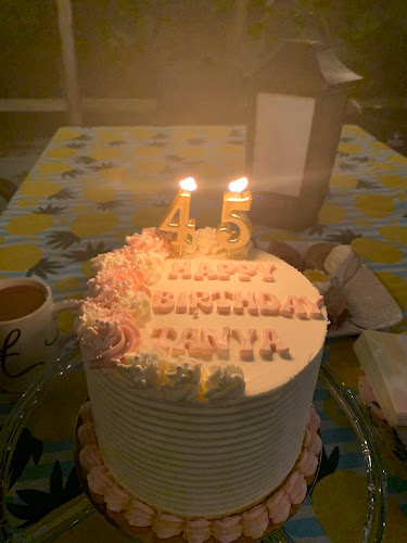 Comentarii opinii despre Short & Sweet Patisserie and Bakery