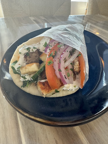 Opinii despre Mediterraneo Family Restaurant în Waterloo - Hospitality and gastronomy