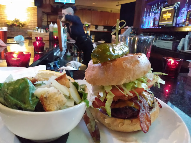 The Cove Neighbourhood Pub - Vancouver