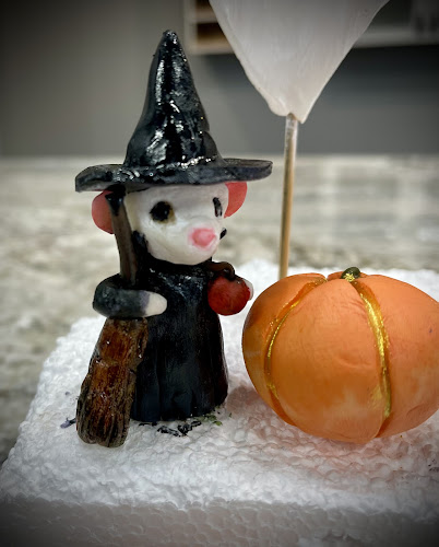 5230 45 St, Lacombe, AB T4L 2A1