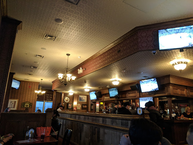 The Crown and Lion English Pub - Brampton