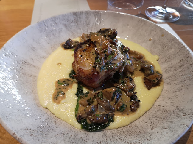 5445 Lakeshore Rd, Kelowna, BC V1W 4S5