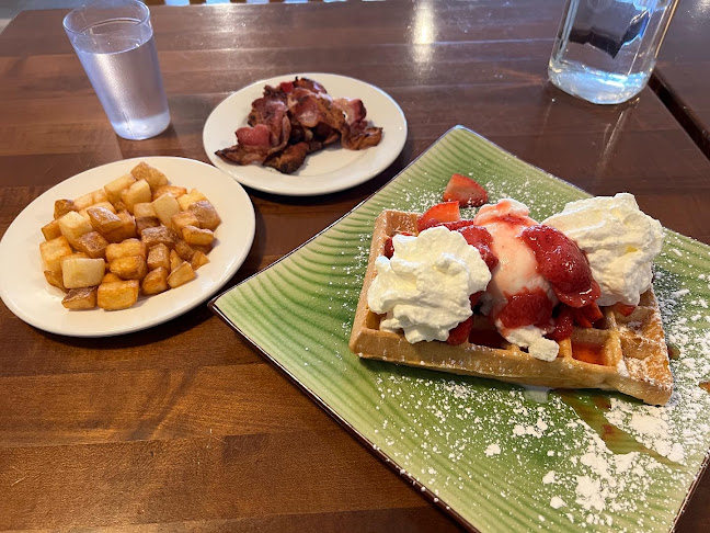 Whistlin' Waffle - Hospitality and gastronomy