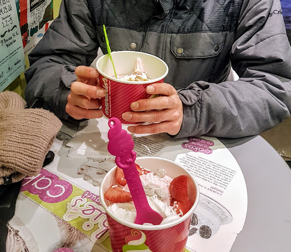 Menchie's - Hospitality and gastronomy