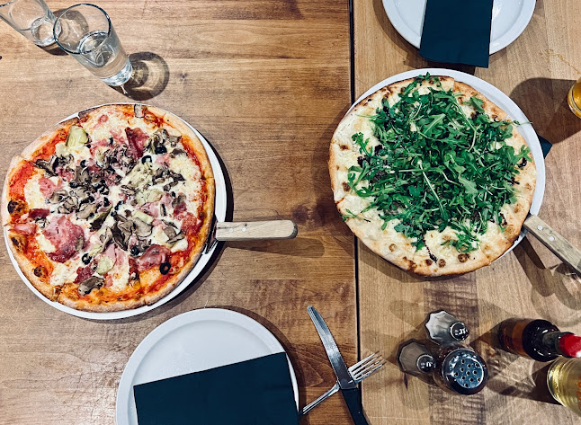 Pacifico Pizzeria & Ristorante - Hospitality and gastronomy