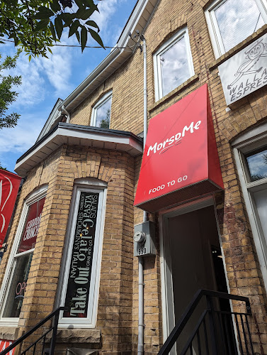 Cannoli Crunch - Hospitality and gastronomy