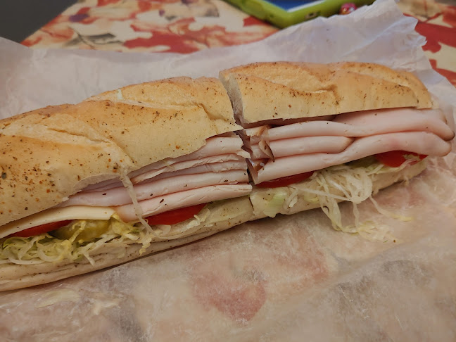 4912 Victoria Ave, Niagara Falls, ON L2E 4C6