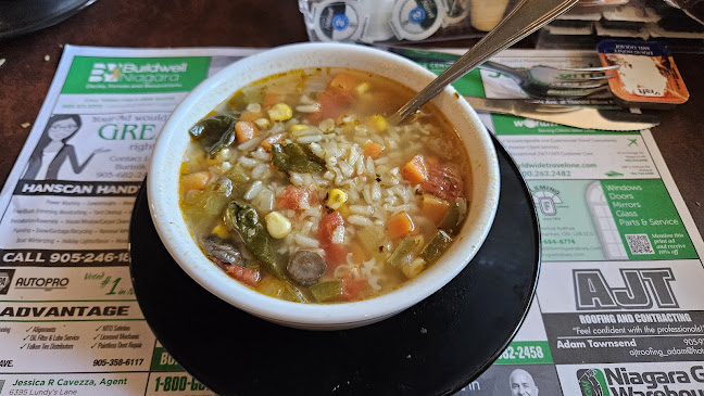 Queen's Coach Family Restaurant - Niagara Falls