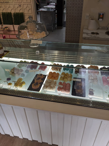 Comentarii opinii despre Ollia Macarons & Tea