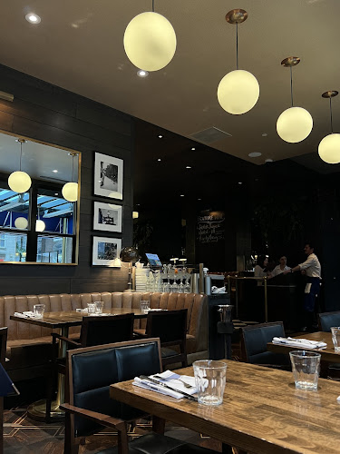 Tableau Bar Bistro - Hospitality and gastronomy