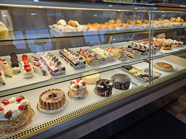 Lisboa Bakery & Deli - Hospitality and gastronomy