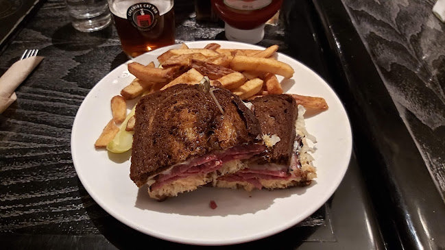 2193 Richardson Side Rd, Carp, ON K0A 1L0